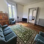 Villa Manoir, Vaste Parc Arbore Montbron