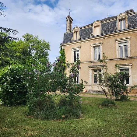 Willa Manoir, Vaste Parc Arbore Montbron